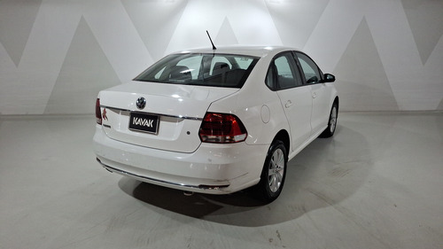 Volkswagen Vento 1.6 Comfortline Tiptronic