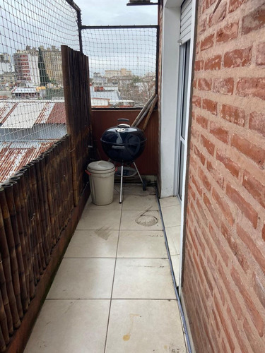 Departamento C/ Balcón Y Cocheras-luz Avell Centro