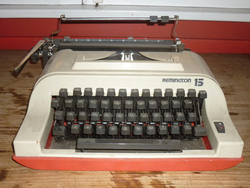 Antigua Maquina De Escribir Reminton 15.