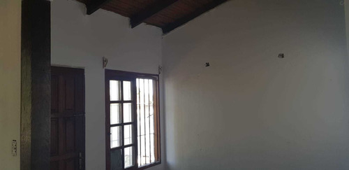 Casa 3 Dorm Debali E Itazurubi U$s 110000 V107