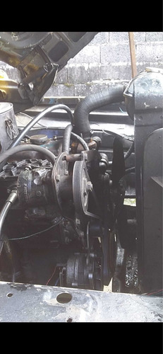 Imagem 2 de 8 de Ford F 700