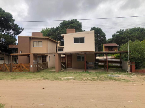 Casa En Venta En Aguas Verdes