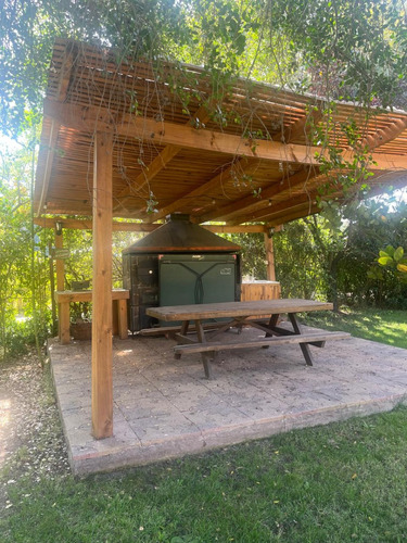 $1.400.000, Casa 140m2, 3500m2 Terreno, 3 Dorm +2 Baños