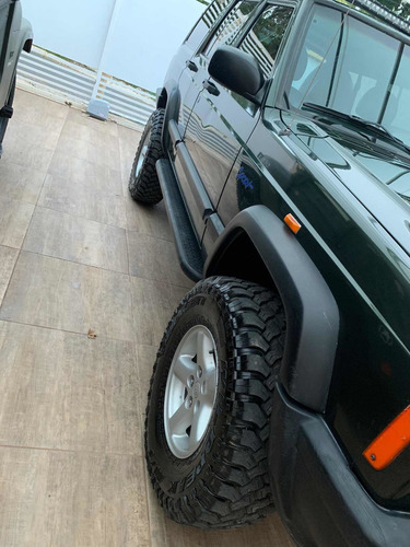Imagem 4 de 15 de Jeep Cherokee 1998 4.0 Sport Aut. 5p