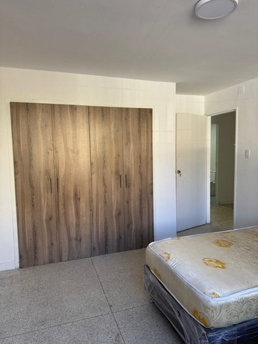 Habitación En Alquiler. Los Dos Caminos.