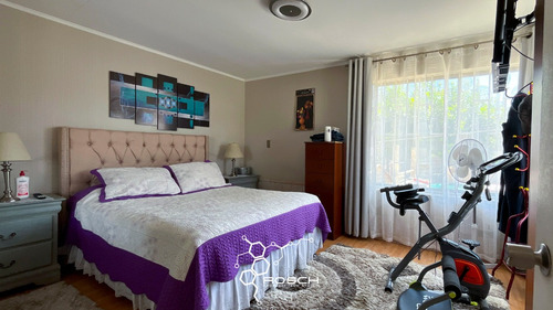 Amplia Casa Esquina, Impecable 4d/3b