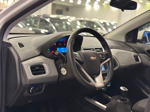 Chevrolet Onix ONIX 1.0 MT LT