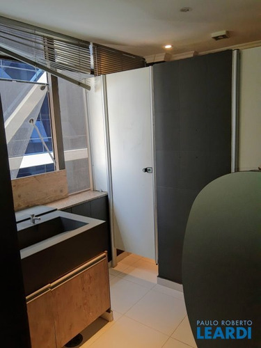 Conj. Comercial - Paraíso - Sp - 617697