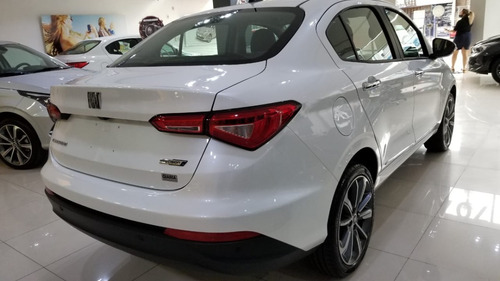 Imagen 15 de 15 de Fiat Cronos 1.8 Premium Manual ( L )