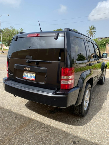 Imagen 3 de 11 de Jeep Cherokee Kk 4x4 2014