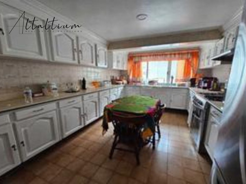 Casa En Venta En Xochimilco, Col. Jardines Del Sur Cdmx. Br-ru