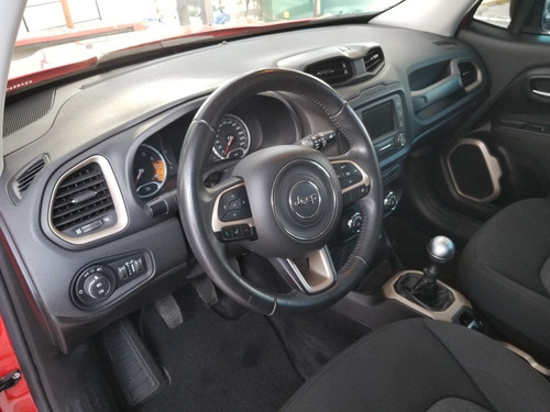 Imagen 5 de 16 de Jeep Renegade 2016 1.8 Sport Plus