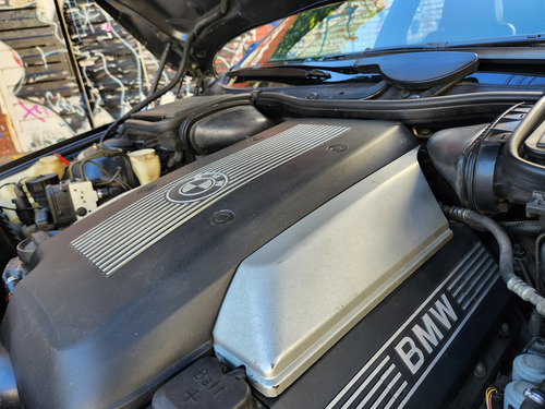 BMW Serie 5 4.4 V8 540i Sportive At