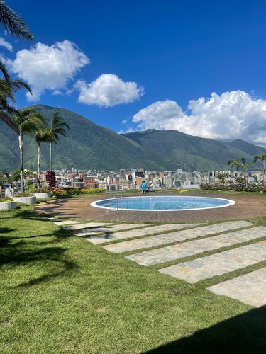 Admira Este Impresionante Apartamento A La Venta En La Selecta Zona De Las Mercedes.