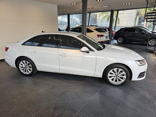 Audi A4 2.0 T Dynamic 190hp Dsg