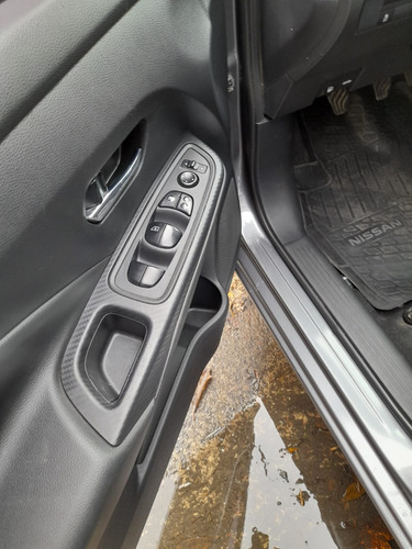 Nissan Versa 1.6 Sense Mt