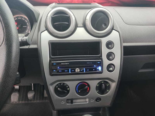 Imagem 14 de 15 de Ford Fiesta 1.6 8v Flex 2013