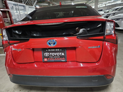 Toyota Prius 1.8 Premium Cvt