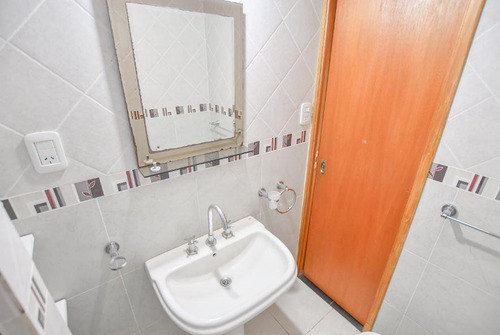 Ph Venta 2 Dormitorios 1 Baño Patio 81 Mts 2 Cubiertos 100 Mts 2 Totales - La Plata