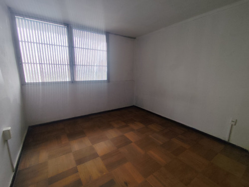 Amplio Departamento Duplex Villa Portales 3d 2b Est. Central