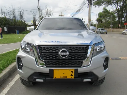 Nissan Frontier 2.3 Cd 4X4 Xe Mt