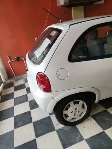 Chevrolet Chevy 1.6 3p Paq D Mt