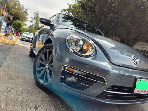 Volkswagen Beetle 2.5 Sportline Mt
