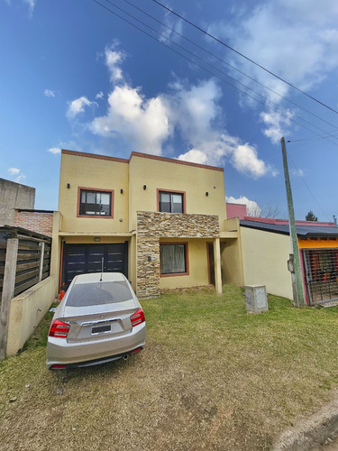 Vivienda Familiar De Tres Dormitorios, Excelente Estado, San José, Colón, Entre Ríos