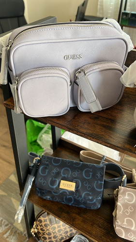 Bolso Guess Bandolera Pennywise Con Cremallera Superior