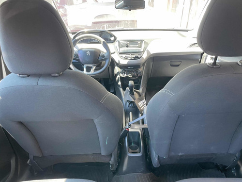 Imagen 23 de 23 de Peugeot 208 2017 1.6 Active