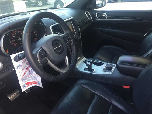 Imagen 8 de 13 de Jeep Grand Cherokee Limited Americano