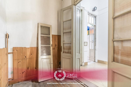 5amb C/dep · 211m² · Pb! 2 Patios! S/exp! Apto Prof! A Refacc! · Oportunidad!