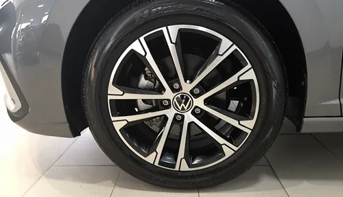 Volkswagen Jetta 1.4 TURBO HIGHLINE