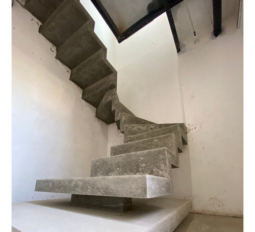 Imagen 11 de 12 de Escaleras De Hormigón Armado Con Garantía.