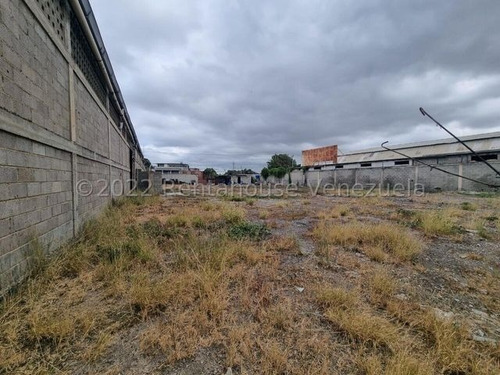 Imagen 8 de 30 de Terreno En Venta Zona Industrial , 2338 Metros2. Contacto 0424-5620928 Flex 22-19849 Z05