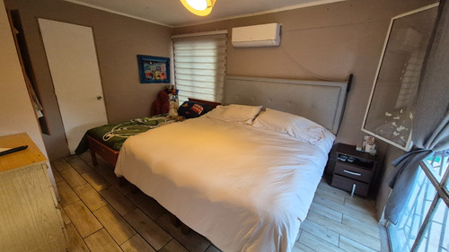 Gran Casa 4 Dorm, 2 Baños, Pasaje Cerrado, 200 M2, El Bosque