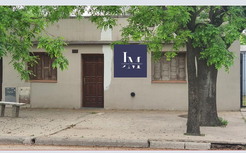 Casa En Venta En Mercedes B.