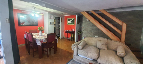 Imagen 3 de 25 de Casa De Dos Pisos En Venta 3d 1b Rebajada