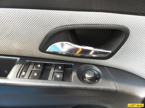 Imagen 25 de 25 de Chevrolet Cruze