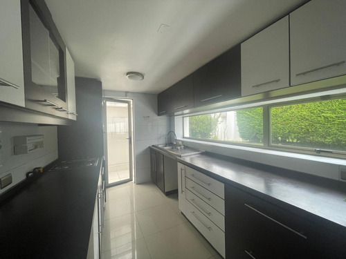 Se Vende Hermosa Casa En Exclusivo Sector De Concón