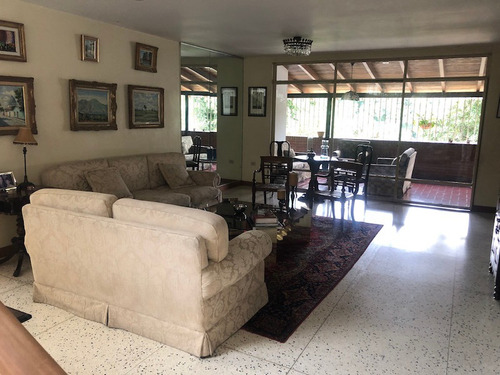 Imagen 3 de 14 de Excelente Casa En Calle Cerrada .