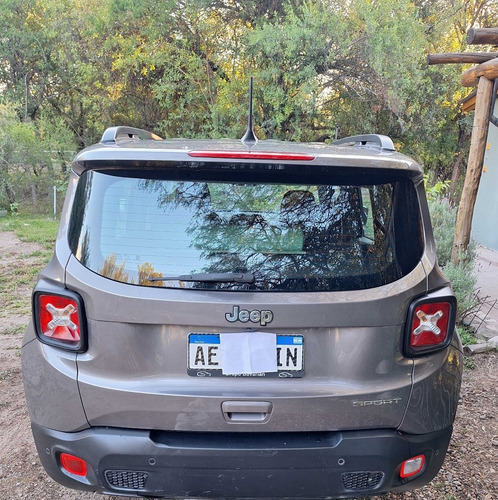 Jeep Renegade 1.8 Sport Plus
