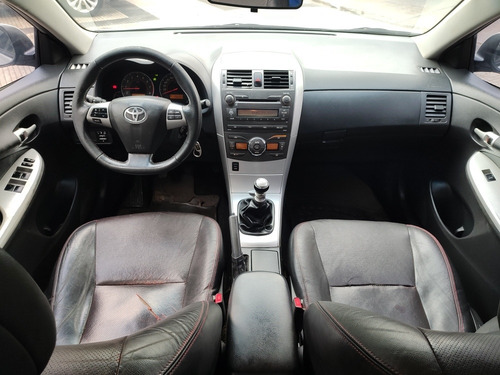 Imagen 12 de 16 de Toyota Corolla 2014 1.8 Xrs 136cv