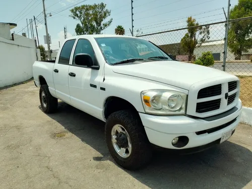 Dodge Ram 2500 5.7 Pickup Crew Cab Slt 4x4 Mt