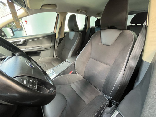 Volvo XC60 2.0 T5 COMFORT FWD TURBO GASOLINA 4P AUTOMÁTICO