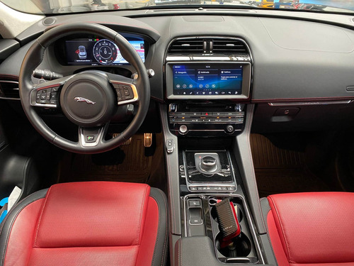 Imagen 11 de 13 de Jaguar F-pace R-sport 2019