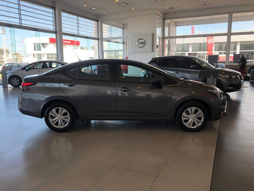 Nissan Versa 1.6 Sense Mt