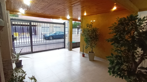 Excelente Casa 5 Dormitorios En Barrio Casas Del Sendero