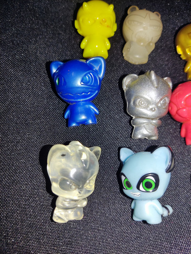 Vuala Colección Figurita Funki Punki Envío Gratis 11 Figuras (Usado)