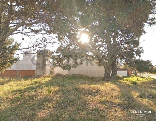 Lote En Villa Gesell En Venta - Oportunidad